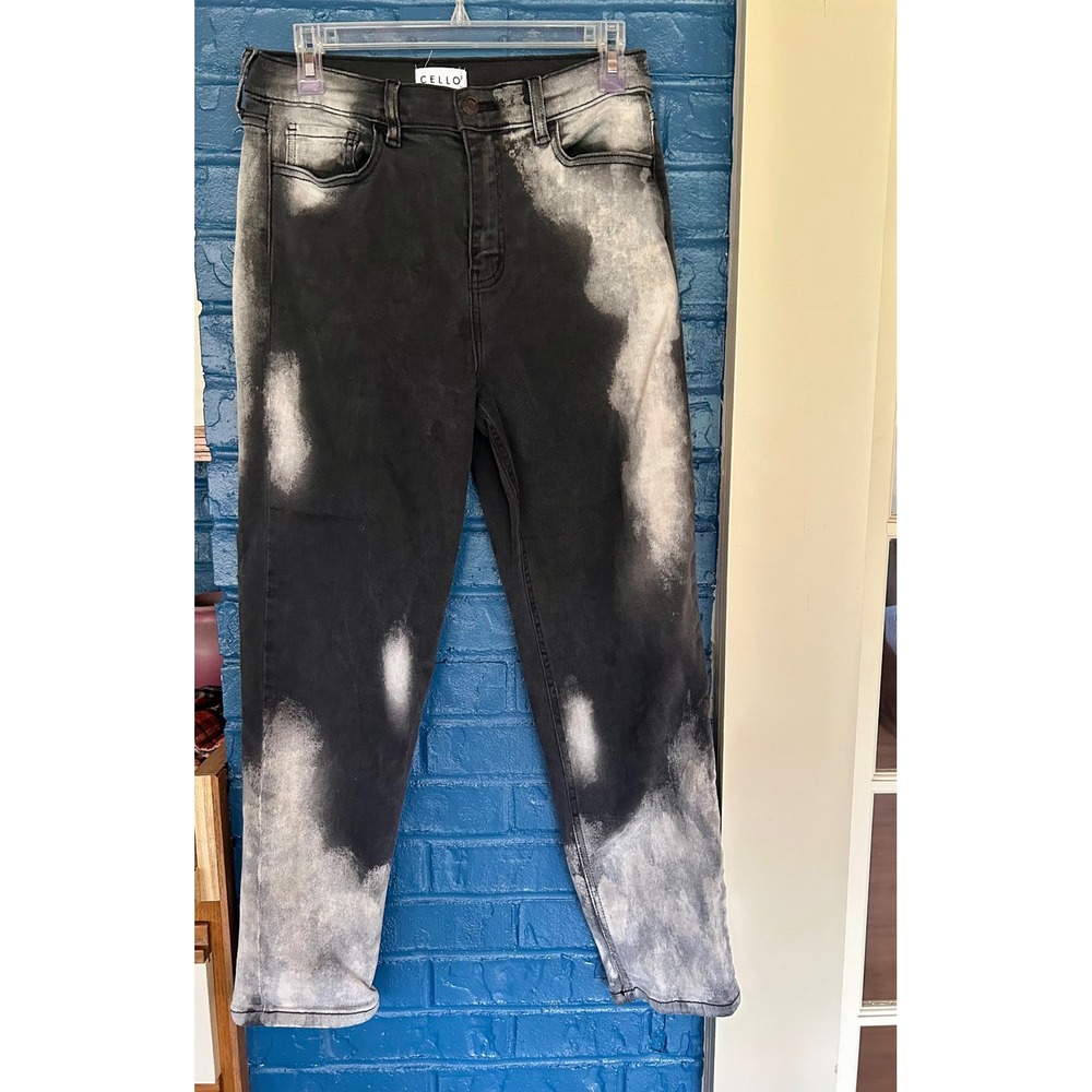 Cello Black Wash High Rise Mom Jeans Distressed‎ Ankle Denim Pants